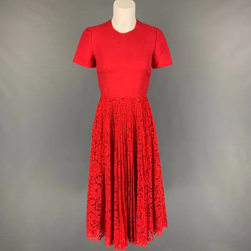 VALENTINO Pre-Fall 19 Size 0 Red Viscose Blend Lace Pleated Dress